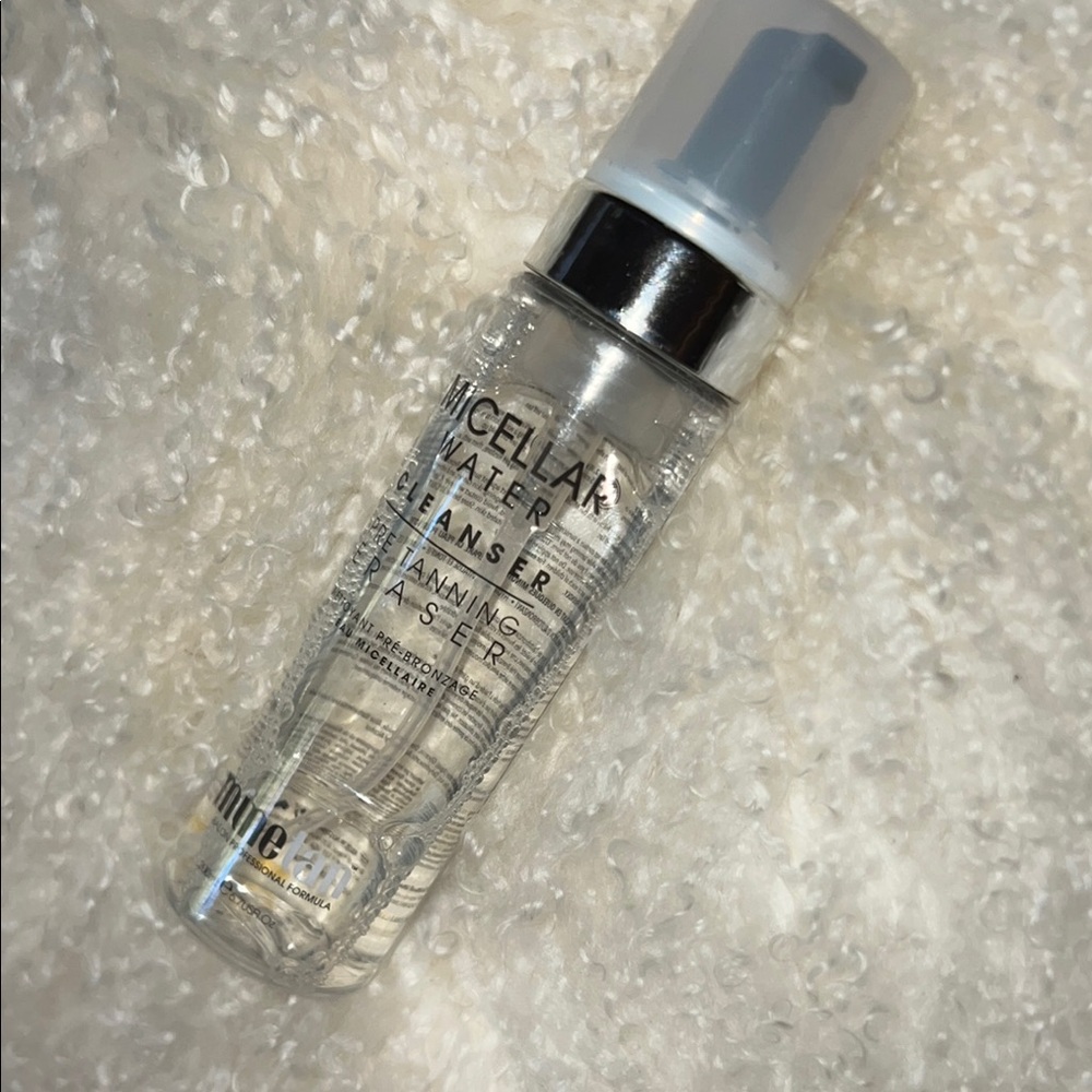Micellar Water Cleanser - minetan the books approximately 2/3 full. Works great.